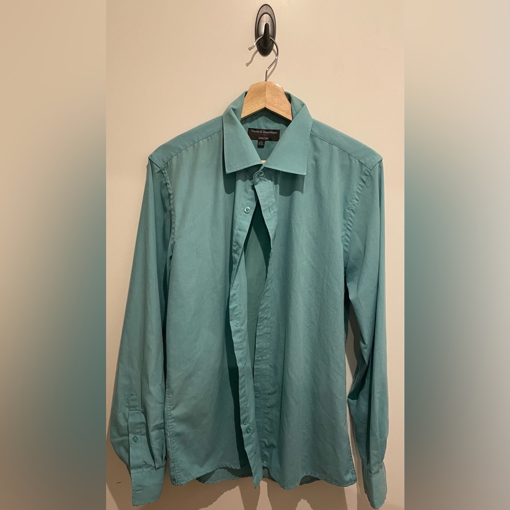 Men’s Dress Shirt - Vroom and Dreesman👔